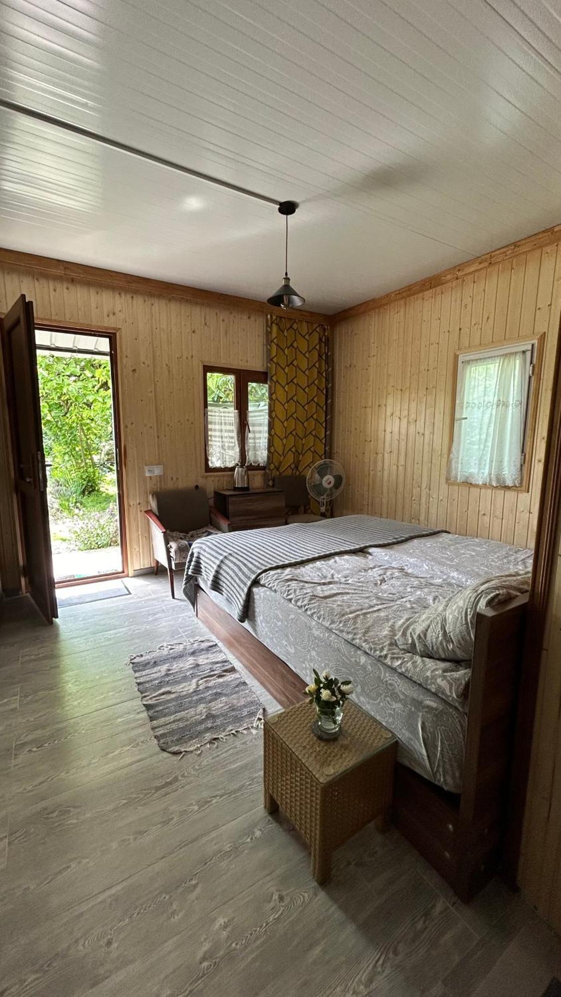 Ludwig Guesthouse Лагодехи Екстериор снимка