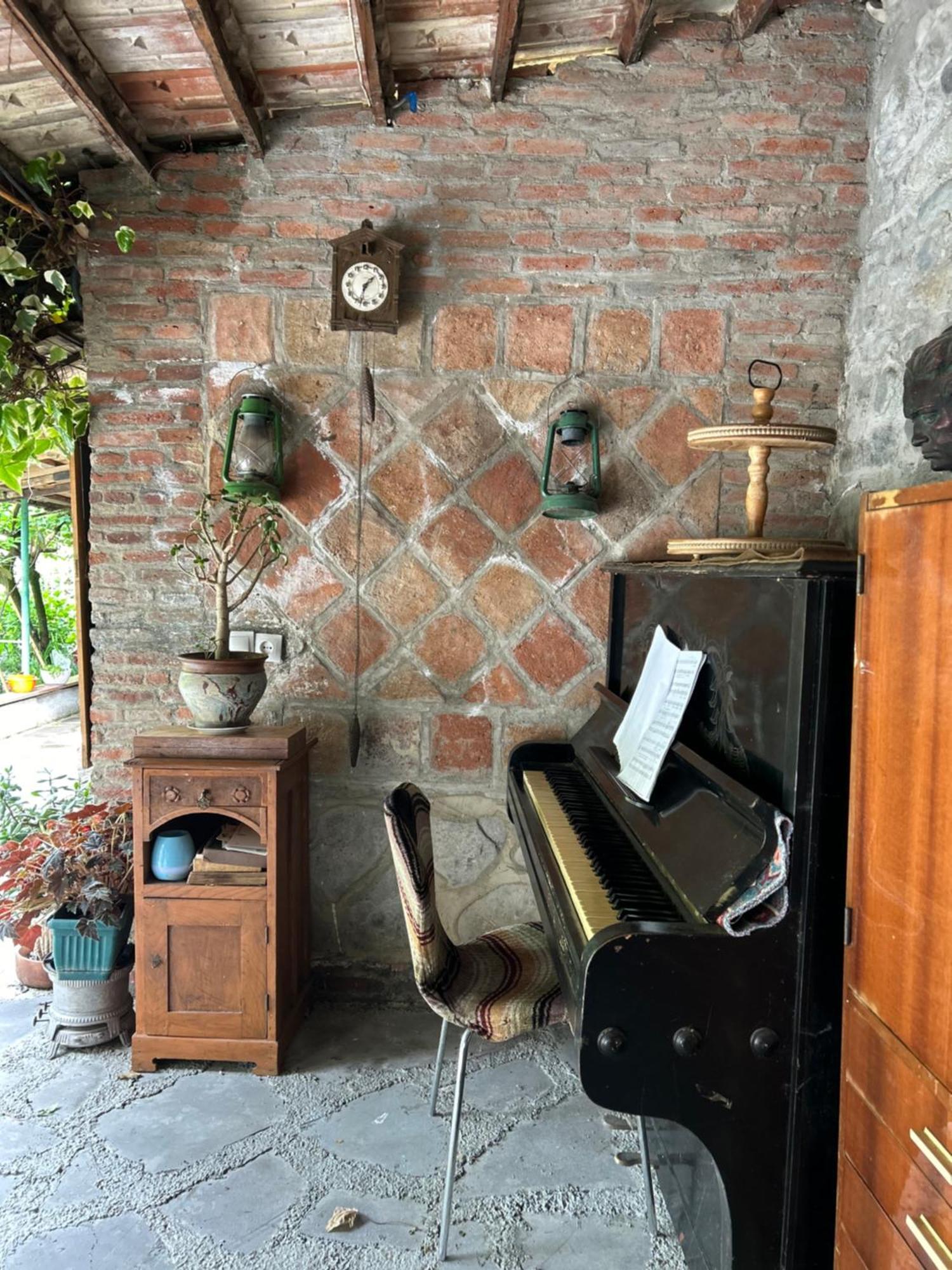 Ludwig Guesthouse Лагодехи Екстериор снимка