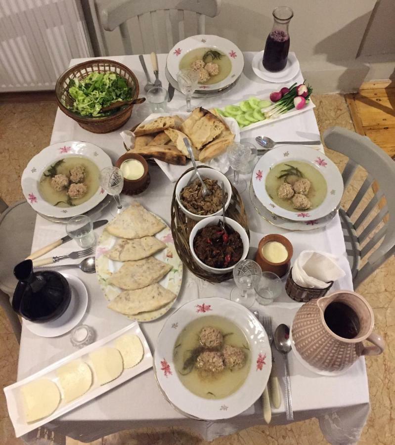 Ludwig Guesthouse Лагодехи Екстериор снимка