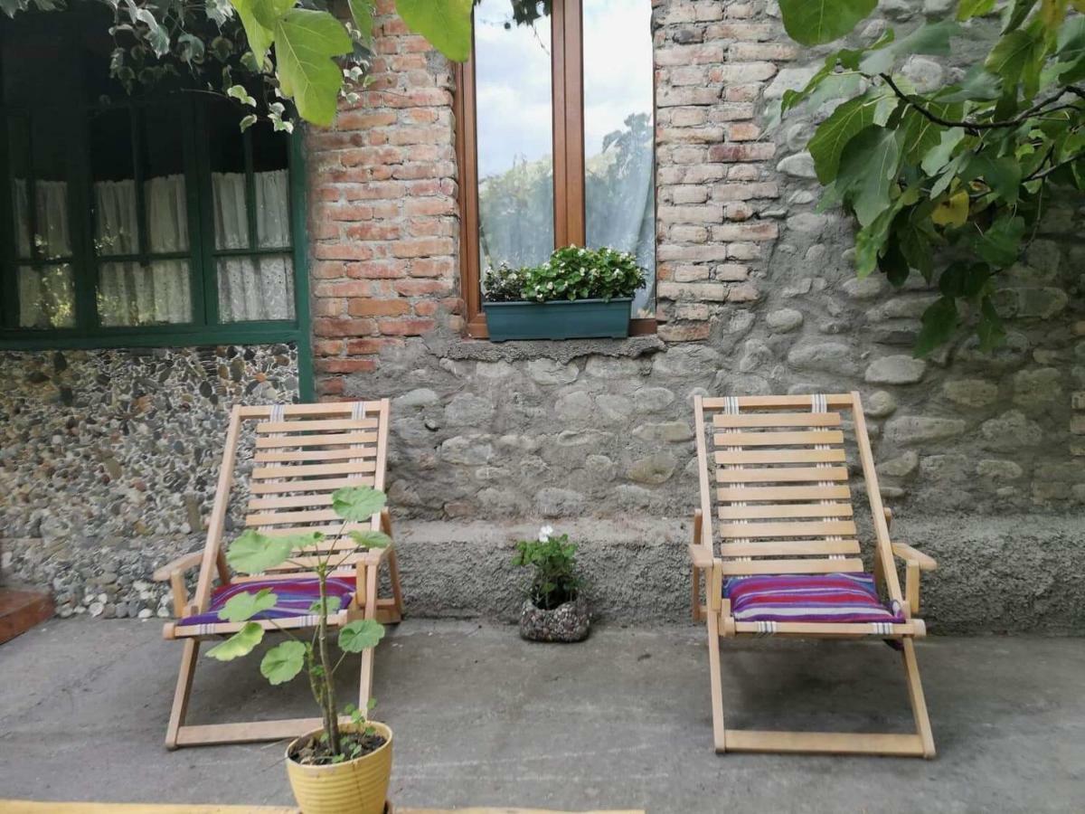Ludwig Guesthouse Лагодехи Екстериор снимка